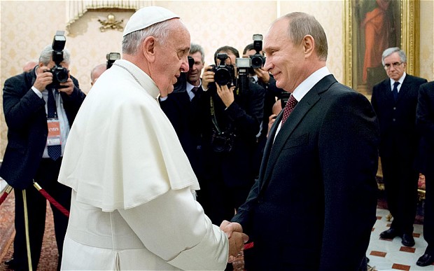 Vladimir Putin a întârziat mai mult de o oră la întâlnirea cu Papa