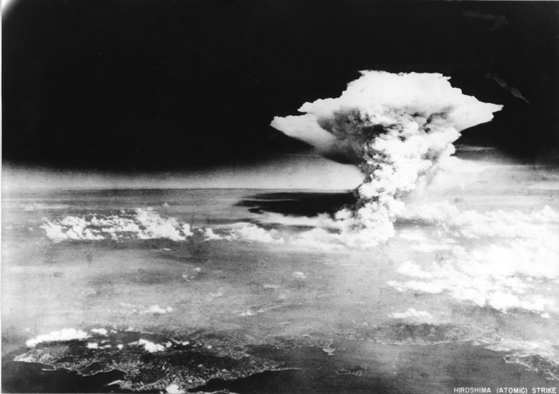 Astăzi se împlinesc 70 de ani de la lansarea primei bombe atomice