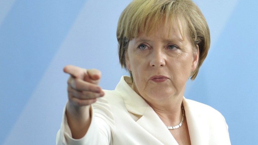 Angela Merkel afirmă că problema refugiaţilor ar putea fi o provocare mai mare pentru UE decât criza greacă
