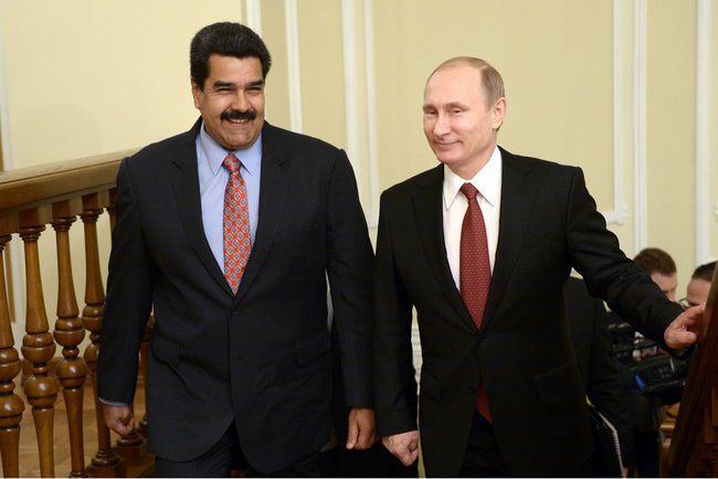 Putin şi Maduro vor discuta despre stabilizarea preţului petrolului la Beijing, anunţă Kremlinul