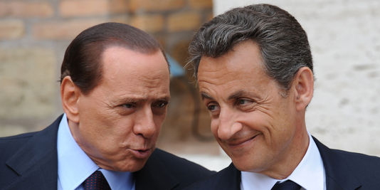 Berlusconi îl descrie pe Sarkozy în cartea sa autobiografică drept un 