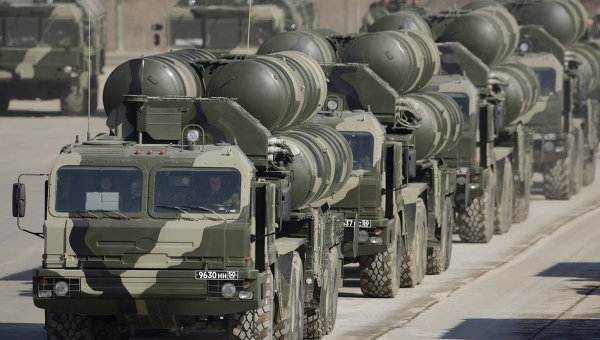 Rusia a instalat sistemul antiaerian S-400 în Siria, la 50 de kilometri de frontiera cu Turcia