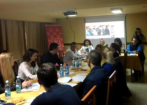 Tinerele social democrate arădene consideră că nepăsarea şi lipsa de implicare civică ar trebui să dispară din societatea românească
