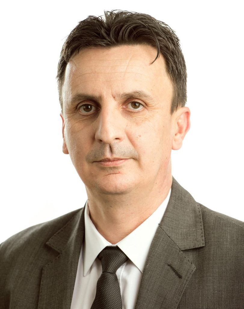 Florin Tripa : Sergiu Bîlcea are memorie scurtă şi refuză să-şi însuşească dezastrul pe care l-au generat liberalii în sistemul de sănătate din Arad