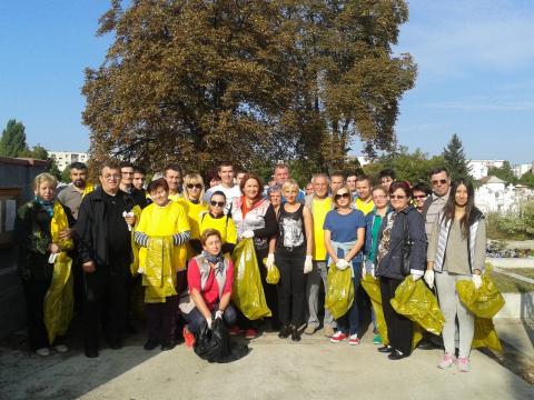 Gianina Pistru : Ziua Națională de Curățenie-Aradul curat

