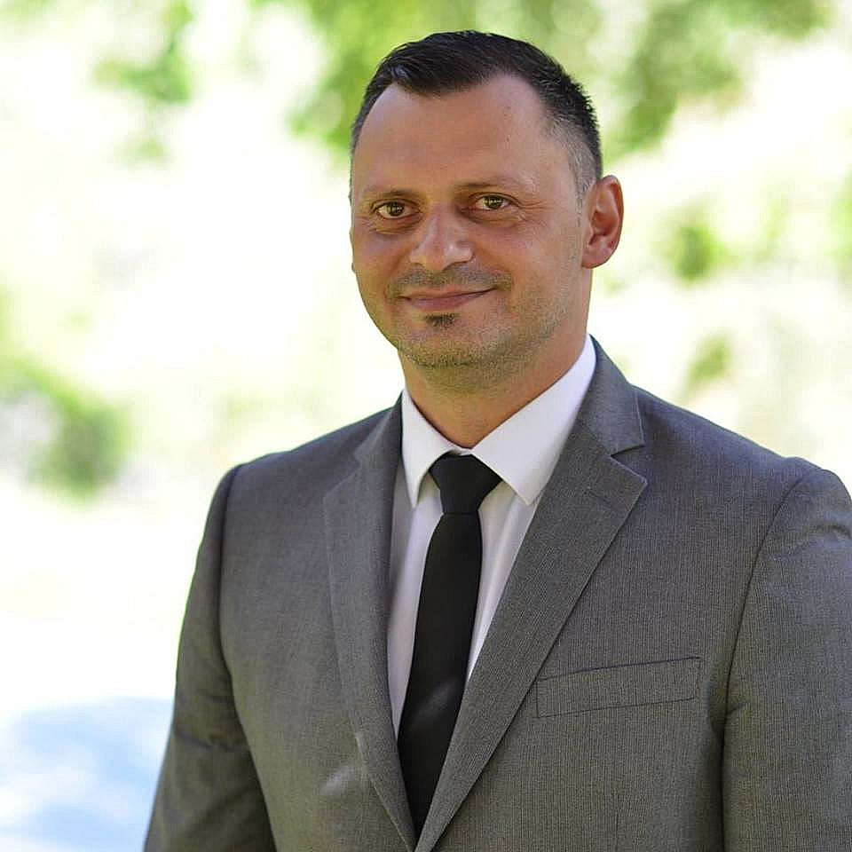 Dorel Căprar : „Sunt convins că Raul Paşcalău va determina modernizarea comunei Covăsânţ"