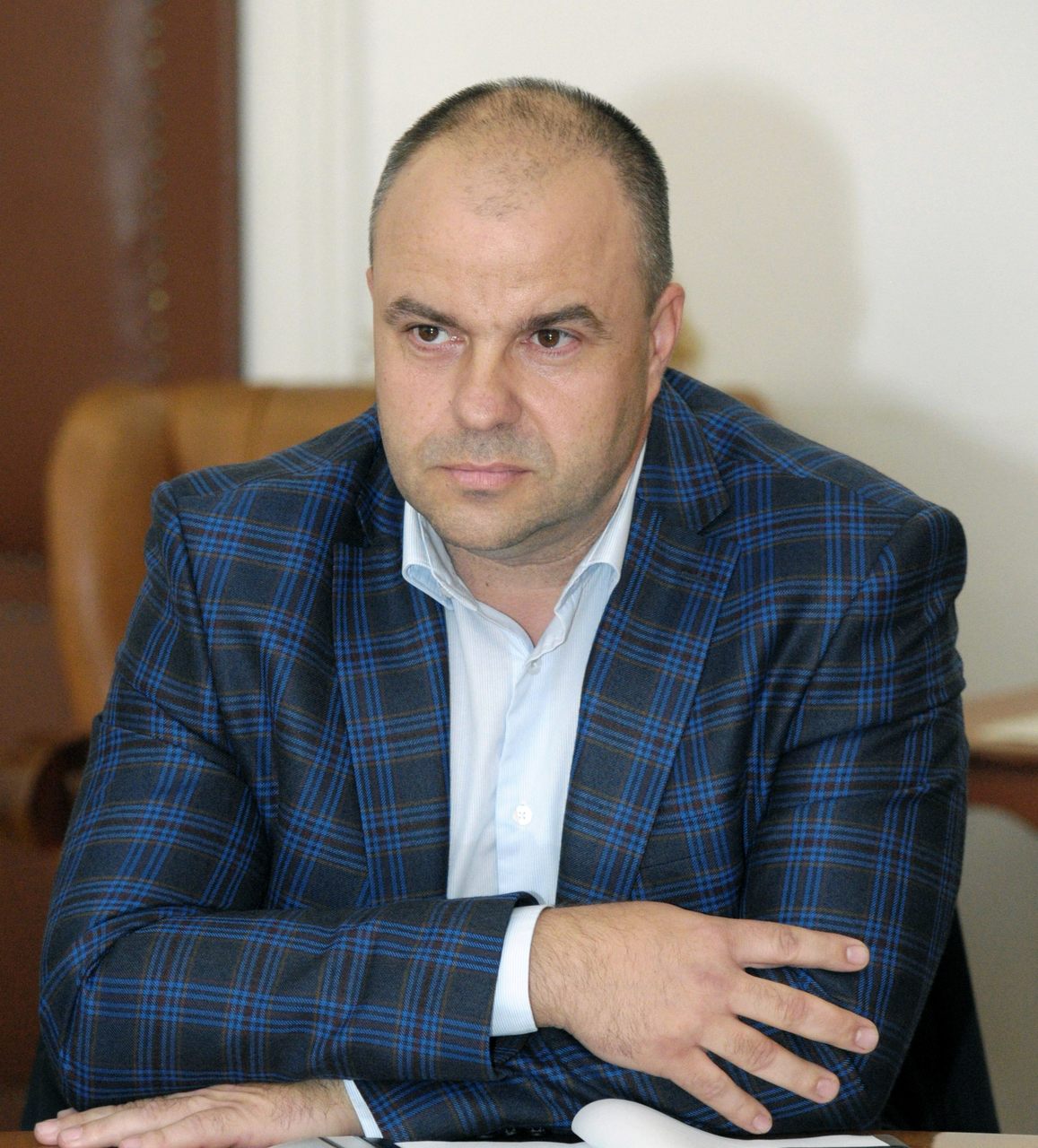 Adrian Todor : Afacerile primarului Gheorghe Falcă blochează ridicarea Monumentului Marii Uniri la Arad