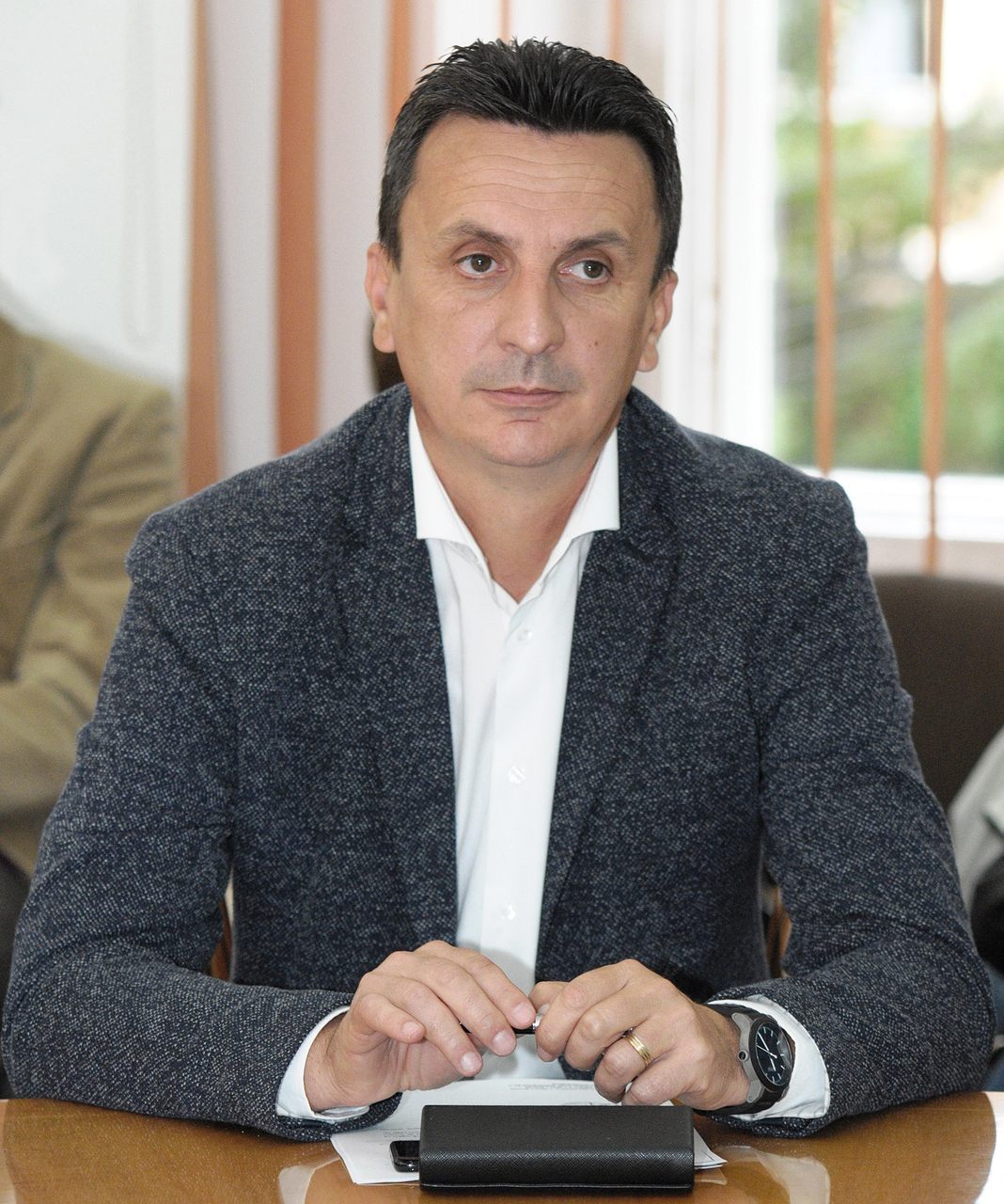 Florin Tripa: „CJA îşi bate joc şi de capitolul deszăpezirii drumurilor judeţene din Arad”